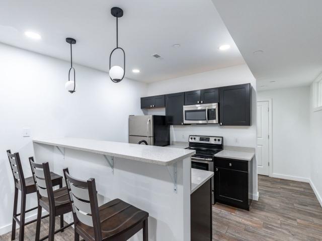 2 BR, 1 BA Apartment 1407 9 North 15th Street Unit 1407 002, Philadelphia, PA 19121