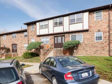 2 BR, 1 BA Apartment 1408 21st Avenue Place, Coralville, IA 52241