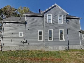 2 BR, 1 BA Apartment 1409 Bever Ave SE, Cedar Rapids, IA 52403