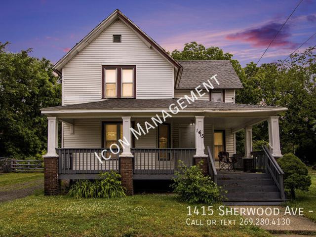 2 BR, 1 BA Apartment 1415 Sherwood Ave, Kalamazoo, MI 49048