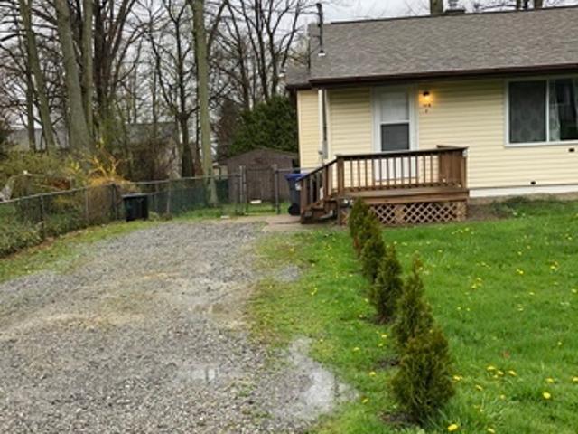 2 BR, 1 BA Apartment 1416 Nicholson Street, Unit 2, Erie, PA 16509