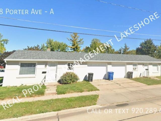2 BR, 1 BA Apartment 1418 Porter Ave, Oshkosh, WI 54902