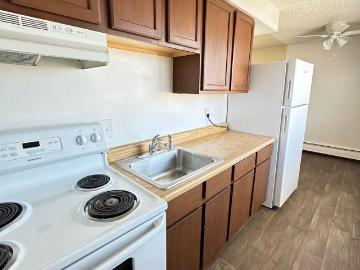 2 BR, 1 BA Apartment 1420 West 71st Place, Denver, CO 80221