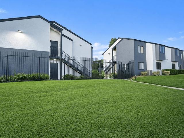 2 BR, 1 BA Apartment 1422 9th Street Unit 008, San Bernardino, CA 92410