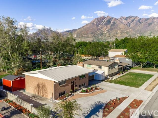 2 BR, 1 BA Apartment 1431 Dawn Drive, Unit Ground Level Apartment, Cottonwood Heights, UT 84121
