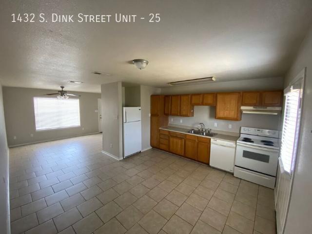 2 BR, 1 BA Apartment 1432 S. Dink Street Unit, Mabank, TX 75147