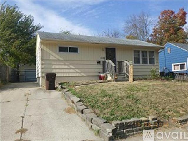 2 BR, 1 BA Apartment 1433 Summit Ave, Ames, IA 50010