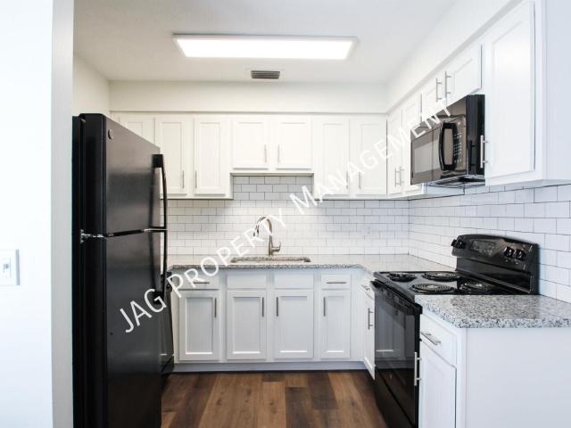 2 BR, 1 BA Apartment 1435 Smith Street 1435 1, Orange Park, FL 32073