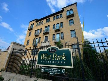 2 BR, 1 BA Apartment 1445 South Salina St Syracuse, NY 13205