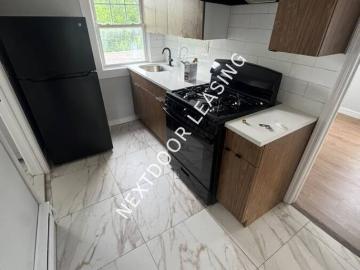 2 BR, 1 BA Apartment 145 Vermont Ave, Newark, NJ 07106