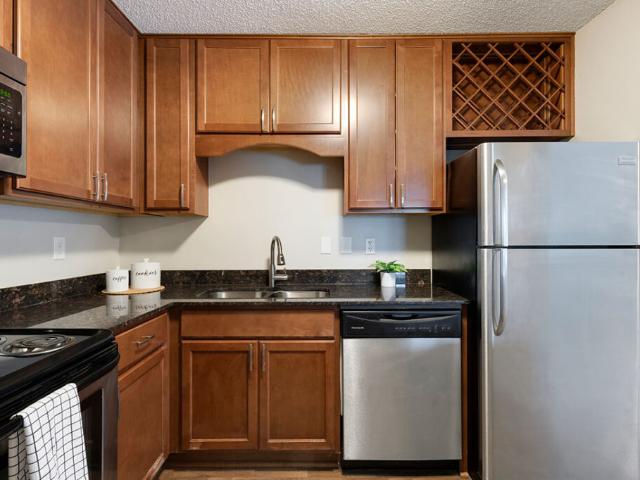 2 BR, 1 BA Apartment 14600 Shannon Parkway Unit 145008R, Rosemount, MN 55068