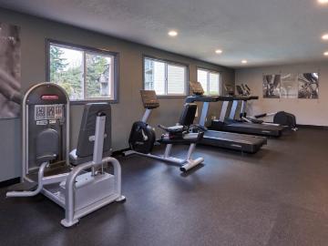 2 BR, 1 BA Apartment 14629 Northeast 37th Place Unit 26, Bellevue, WA 98007