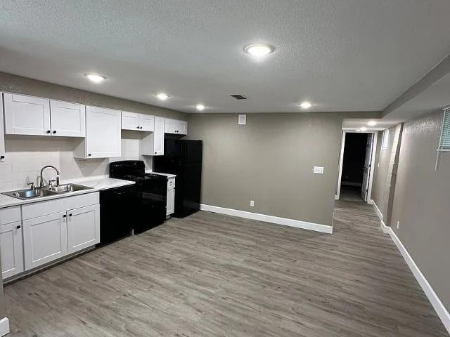 2 BR, 1 BA Apartment 1466 Reed Street, Lakewood, CO 80214