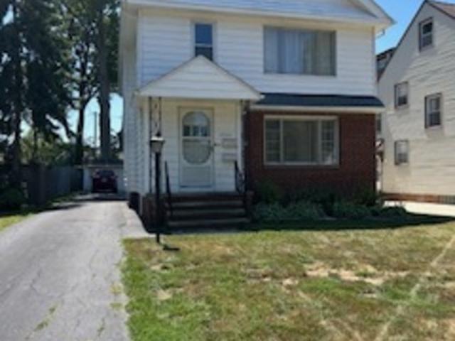 2 BR, 1 BA Apartment 14727 Fernway Avenue, Unit Down, Cleveland, OH 44111