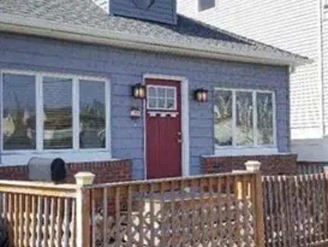 2 BR, 1 BA Apartment 153 New York Ave, Long Beach, NY 11561