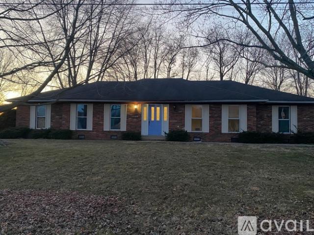 2 BR, 1 BA Apartment 15031 Chad Lane, Unit 2, Williamsburg, OH 45176