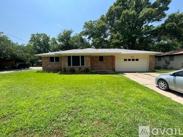 2 BR, 1 BA Apartment 1506 Elizabeth Street, Gainesville, TX 76240
