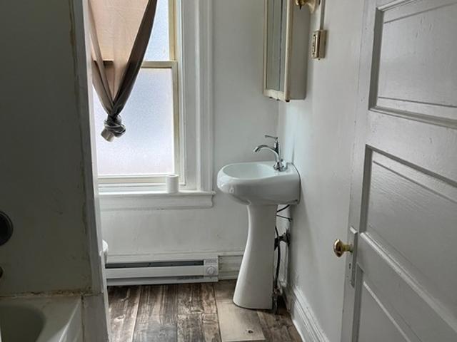 2 BR, 1 BA Apartment 1506 W Turner St, Unit Apartment 1, Allentown, PA 18102