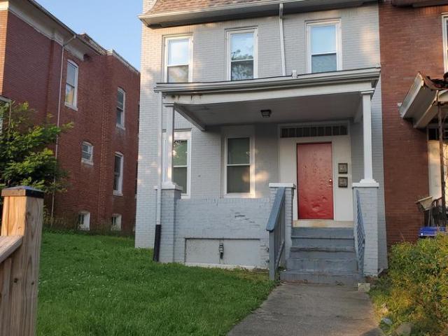 2 BR, 1 BA Apartment 1507 N Hilton St, Baltimore, MD 21216