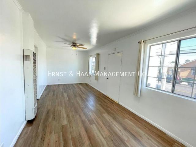 2 BR, 1 BA Apartment 1516 E. 10th St Long Beach, CA 90813