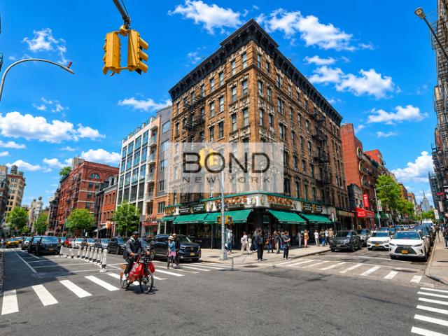 2 BR, 1 BA Apartment 151 Mott St, New York, NY 10013