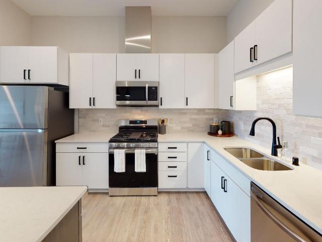 2 BR, 1 BA Apartment 15380 Garrett Ave Unit 423, Saint Paul, MN 55124