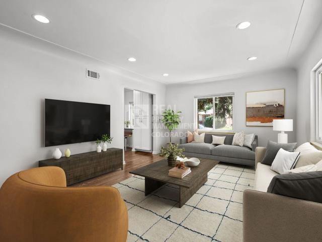 2 BR, 1 BA Apartment 1547 Elm St, Denver, CO 80220