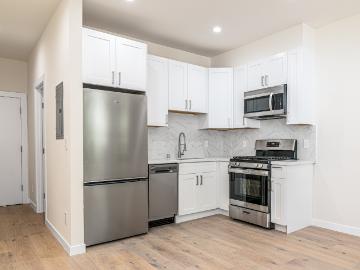 2 BR, 1 BA Apartment 1555 Hyde St, San Francisco, CA 94109