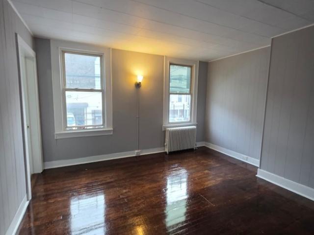 2 BR, 1 BA Apartment 155 School St, Yonkers, NY 10701