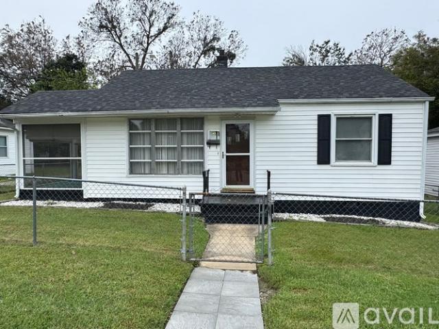 2 BR, 1 BA Apartment 156 Spring St, Petersburg, VA 23803