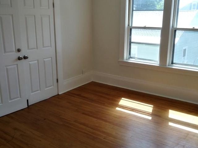 2 BR, 1 BA Apartment 159 West Street, Unit 4, Leominster, MA 01453