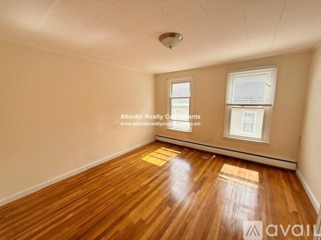 2 BR, 1 BA Apartment 159 Winsor Ave, Unit 3, Watertown, MA 02472