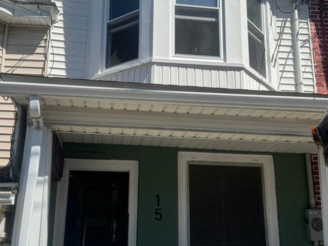 2 BR, 1 BA Apartment 15 North Walnut Street, Lansford, PA 18232