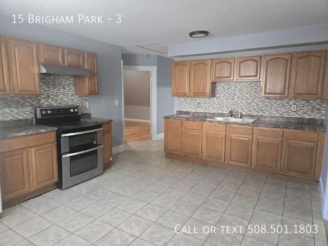 2 BR, 1 BA Apartment 15 Brigham Park, Fitchburg, MA 01420
