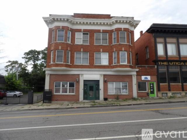 2 BR, 1 BA Apartment 15 E Utica St, Unit 202, Buffalo, NY 14209