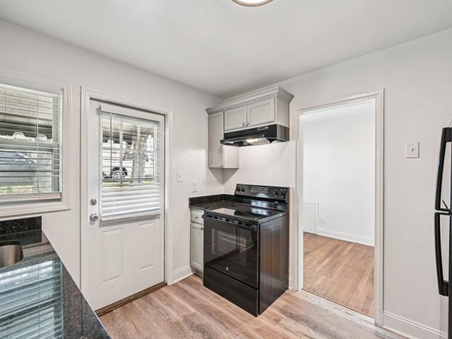 2 BR, 1 BA Apartment 1600 29th Ct S Unit C, Birmingham, AL 35209