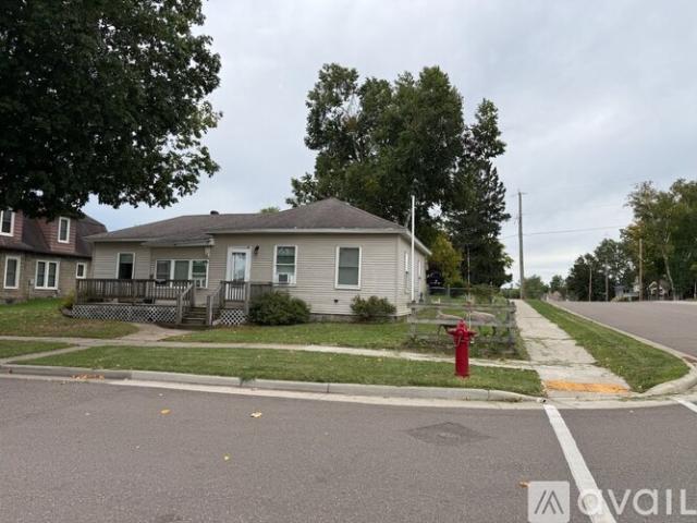 2 BR, 1 BA Apartment 1603 Priddy St, Bloomer, WI 54724