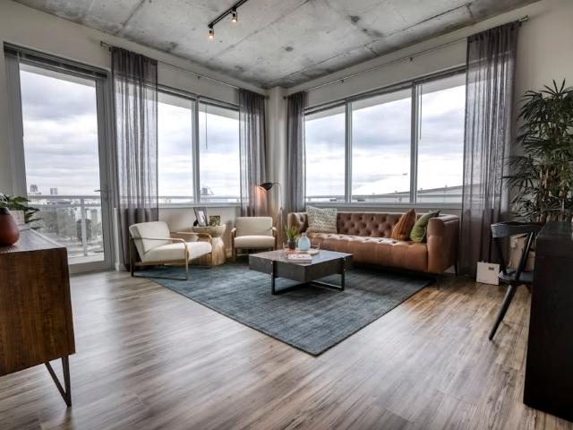 2 BR, 1 BA Apartment 160 16th Ave NE Unit 526, Saint Petersburg, FL 33705