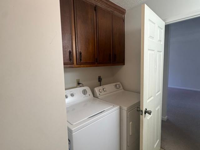 2 BR, 1 BA Apartment 160 Spring St, Unit 1, Marion, NC 28752