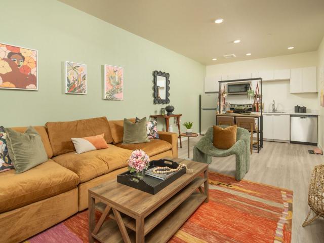 2 BR, 1 BA Apartment 1616 East Polk Street Unit 2310, Phoenix, AZ 85006