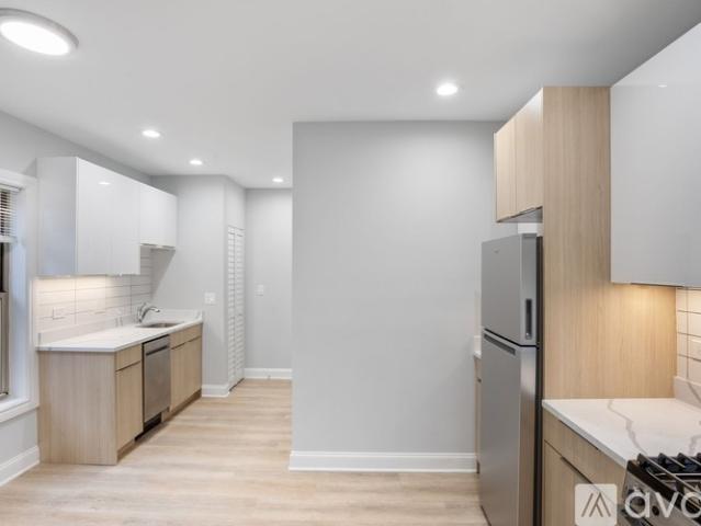 2 BR, 1 BA Apartment 1635 W Chase Ave, Unit 3M, Chicago, IL 60626