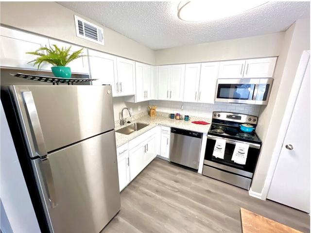 2 BR, 1 BA Apartment 16400 Henderson Pass Unit 1633, San Antonio, TX 78232