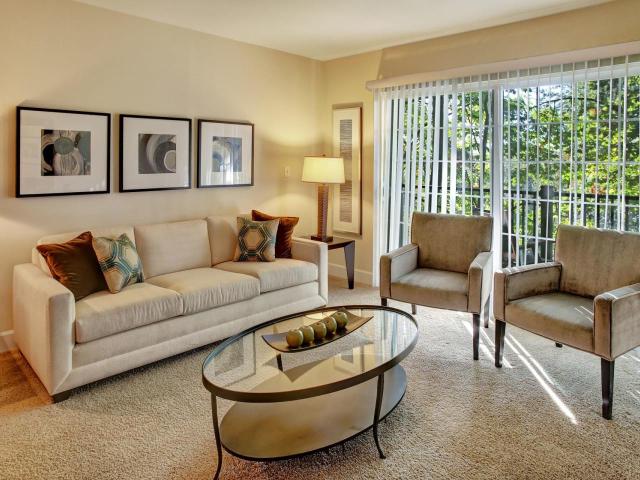 2 BR, 1 BA Apartment 1650 Eagle Ridge Dr Unit 3004, Renton, WA 98055