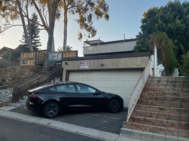 2 BR, 1 BA Apartment 16591 East Buena Vista Avenue, Unit A, Orange, CA 92865