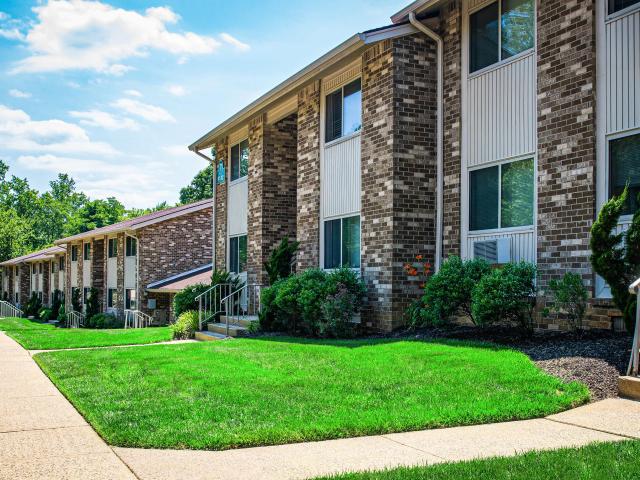 2 BR, 1 BA Apartment 165 Thousand Oaks Dr Unit 0110, Atlantic Highlands, NJ 07716