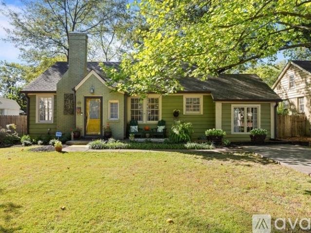 2 BR, 1 BA Apartment 165 South Reese Street, Memphis, TN 38111