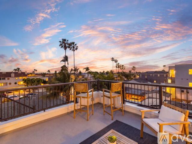 2 BR, 1 BA Apartment 1668 Missouri St, Unit 1668, San Diego, CA 92109