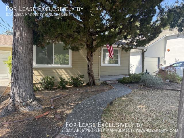 2 BR, 1 BA Apartment 1686 Hampton Avenue, Redwood city, CA 94061