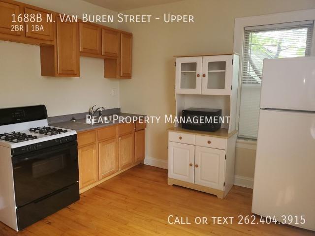 2 BR, 1 BA Apartment 1688B N. Van Buren Street, Milwaukee, WI 53202