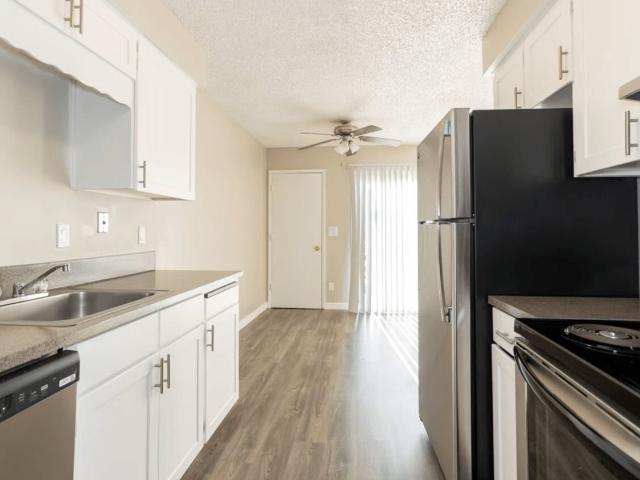 2 BR, 1 BA Apartment 1690 Madras Street Southeast Unit 1754, Salem, OR 97306